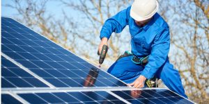Installation Maintenance Panneaux Solaires Photovoltaïques à Ginoles